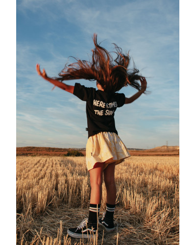SUN IS OUT Cropped T-Shirt