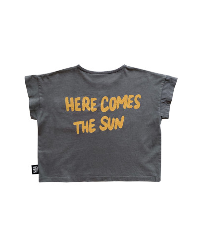 SUN IS OUT Cropped T-Shirt