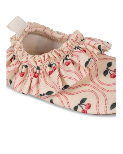 Merle frill swim shoes - cherry pink motif